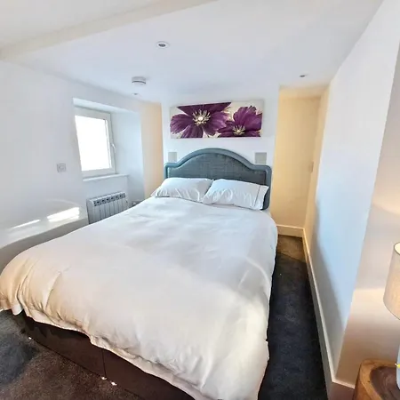 Semesterbostad Fenholme Apartment,